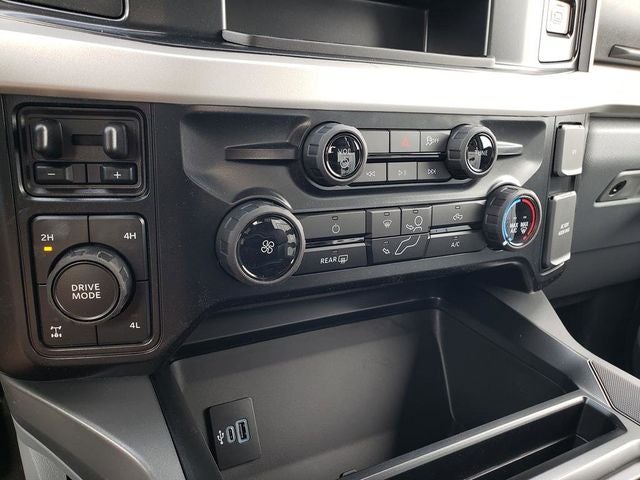 2026 Ford Super Duty F-350® XLT