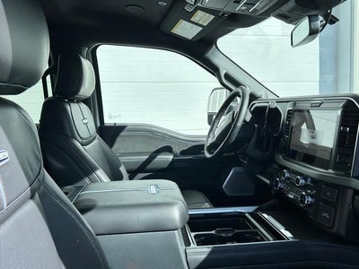 2025 Ford Super Duty F-350® Platinum®