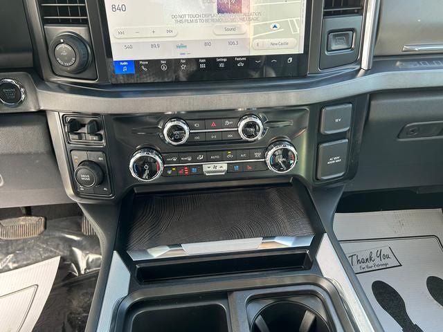 2025 Ford Super Duty F-350® Platinum®