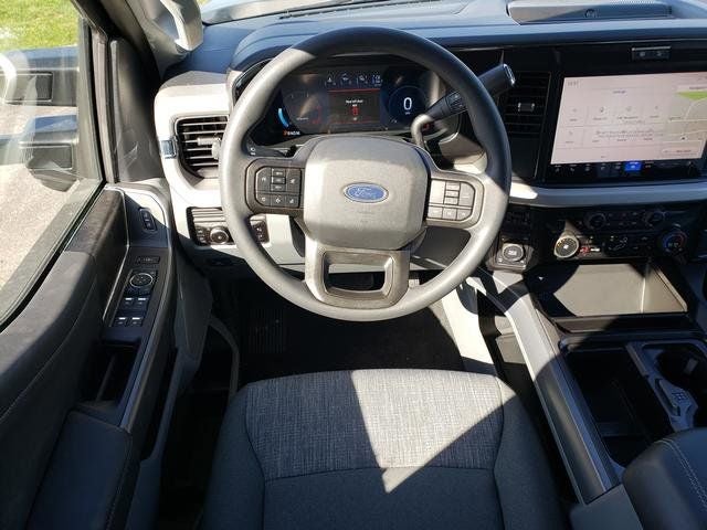 2026 Ford Super Duty F-350® XLT