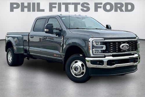 2027 Ford Super Duty F-350® Lariat®