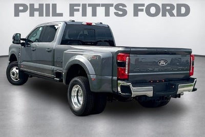 2027 Ford Super Duty F-350® Lariat®