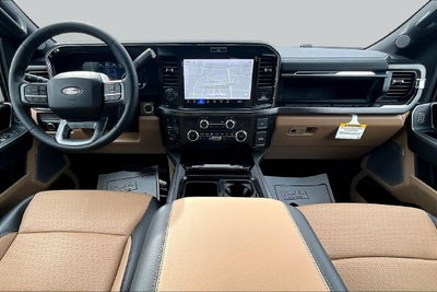 2027 Ford Super Duty F-350® Lariat®