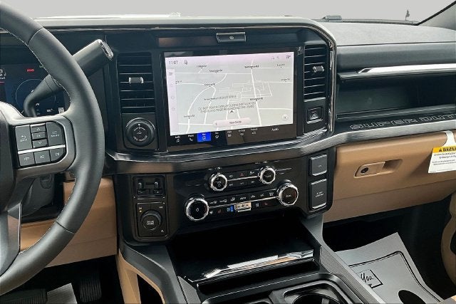 2027 Ford Super Duty F-350® Lariat®