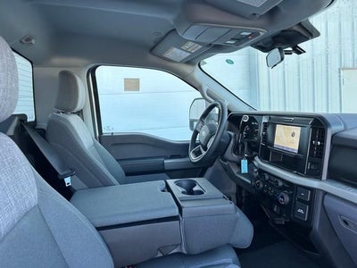 2025 Ford Super Duty F-350® XLT