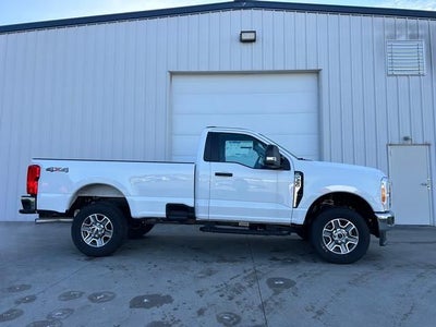 2025 Ford Super Duty F-350® XLT