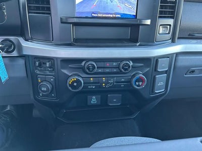 2025 Ford Super Duty F-350® XLT