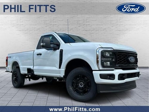 2025 Ford Super Duty F-350® XL