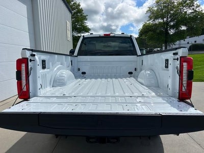 2025 Ford Super Duty F-350® XL