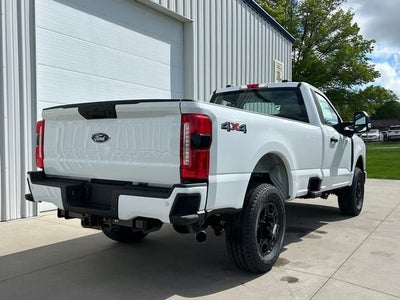 2025 Ford Super Duty F-350® XL